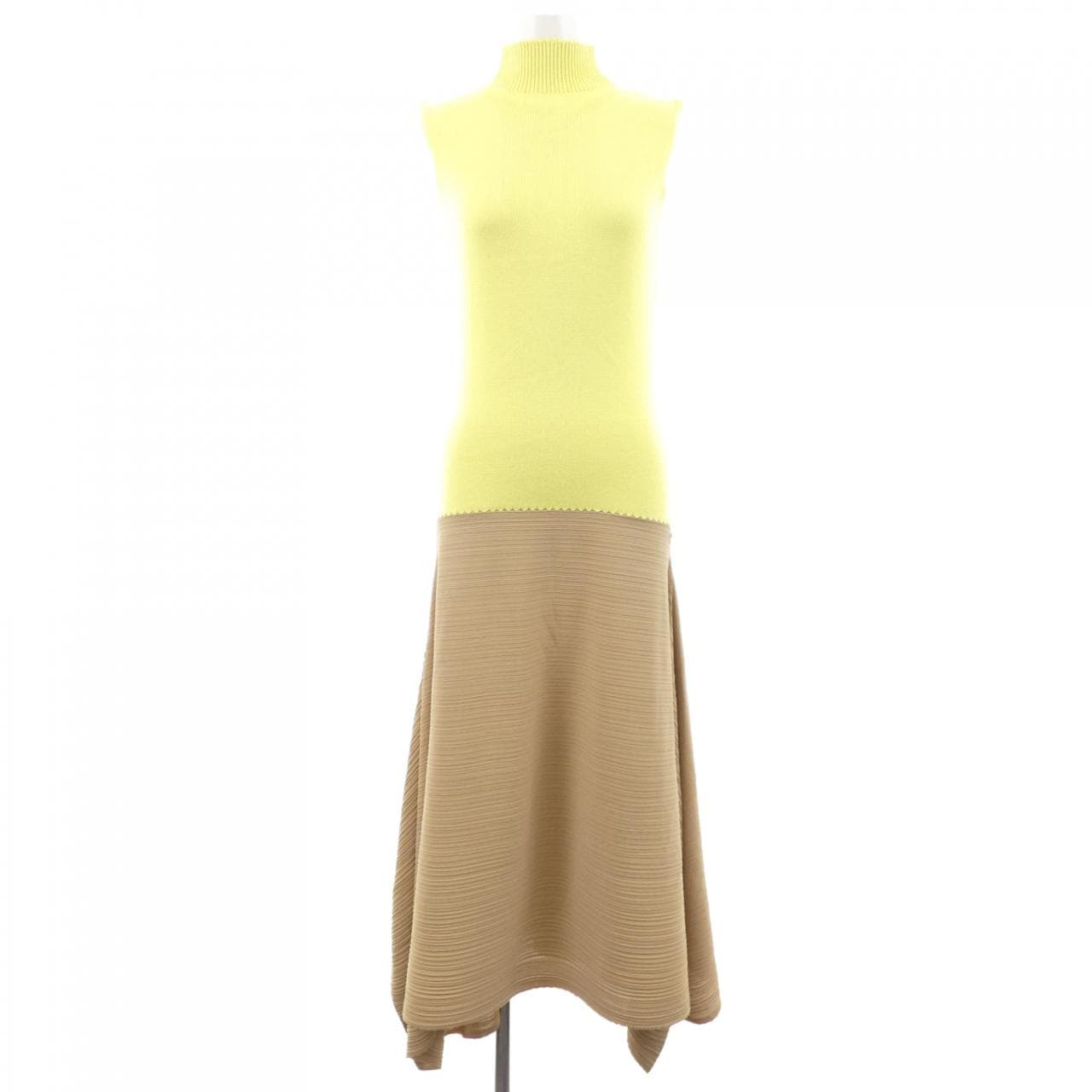イッセイミヤケ ISSEY MIYAKE IM22KH904 ワンピース