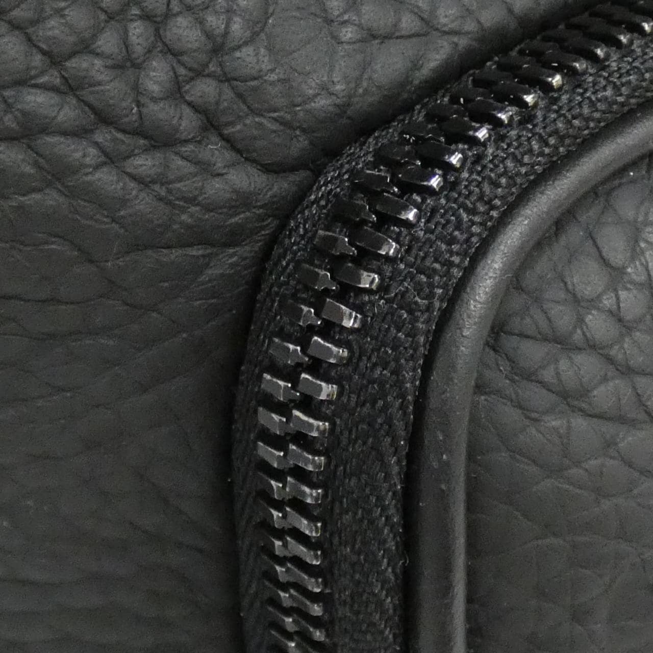 ルイヴィトン トリヨン モノグラム モンスリ バックパック M23127 リュックサック