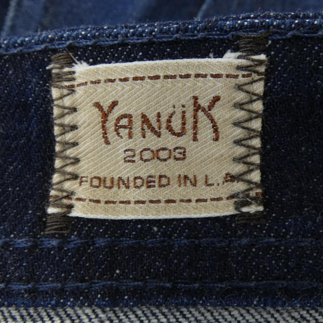 ヤヌーク YANUK パンツ