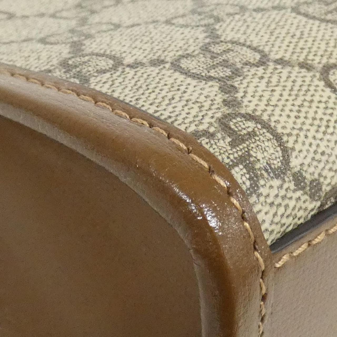 グッチ 723308 92THG バッグ