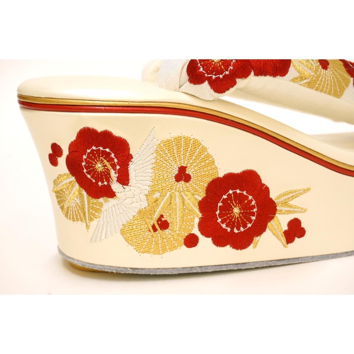 【新品】女草履　松竹梅　Ｆサイズ