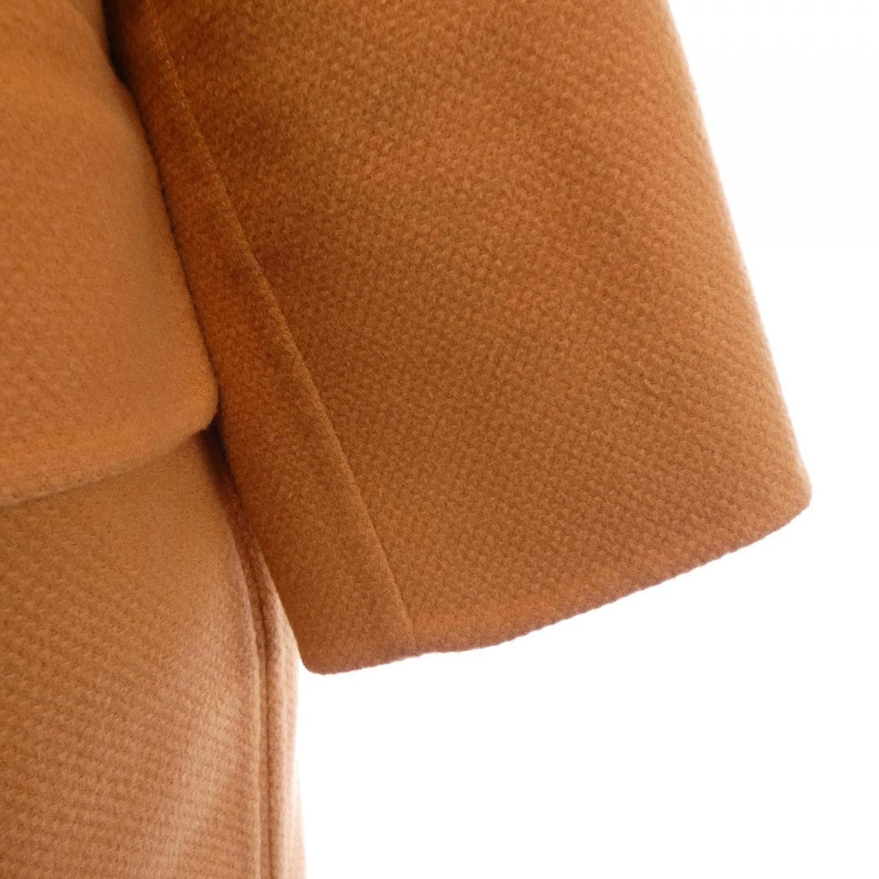 HERMES Eyelet Scrap Coat 2E0107DB