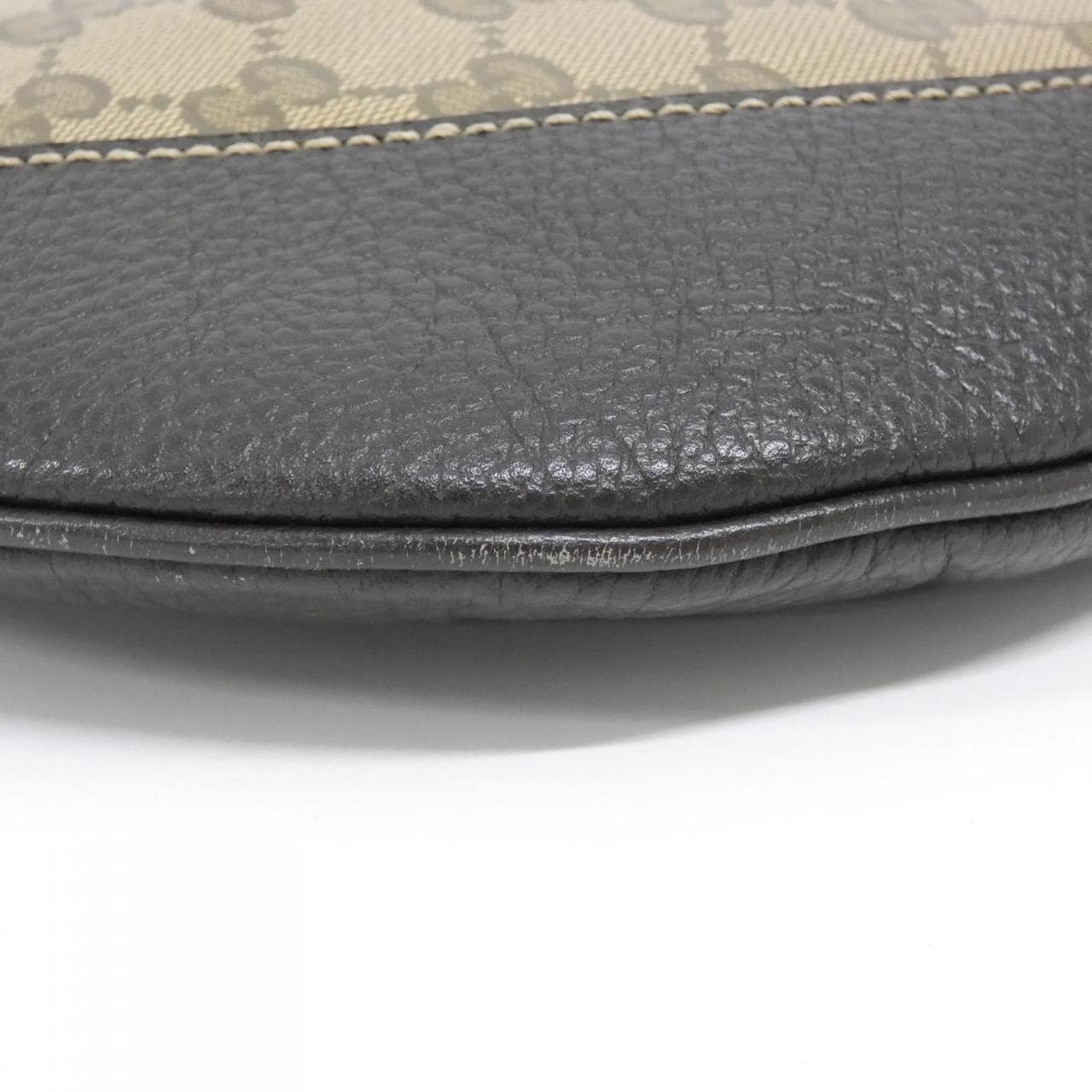 グッチ 272380 KCK1G ショルダーバッグ