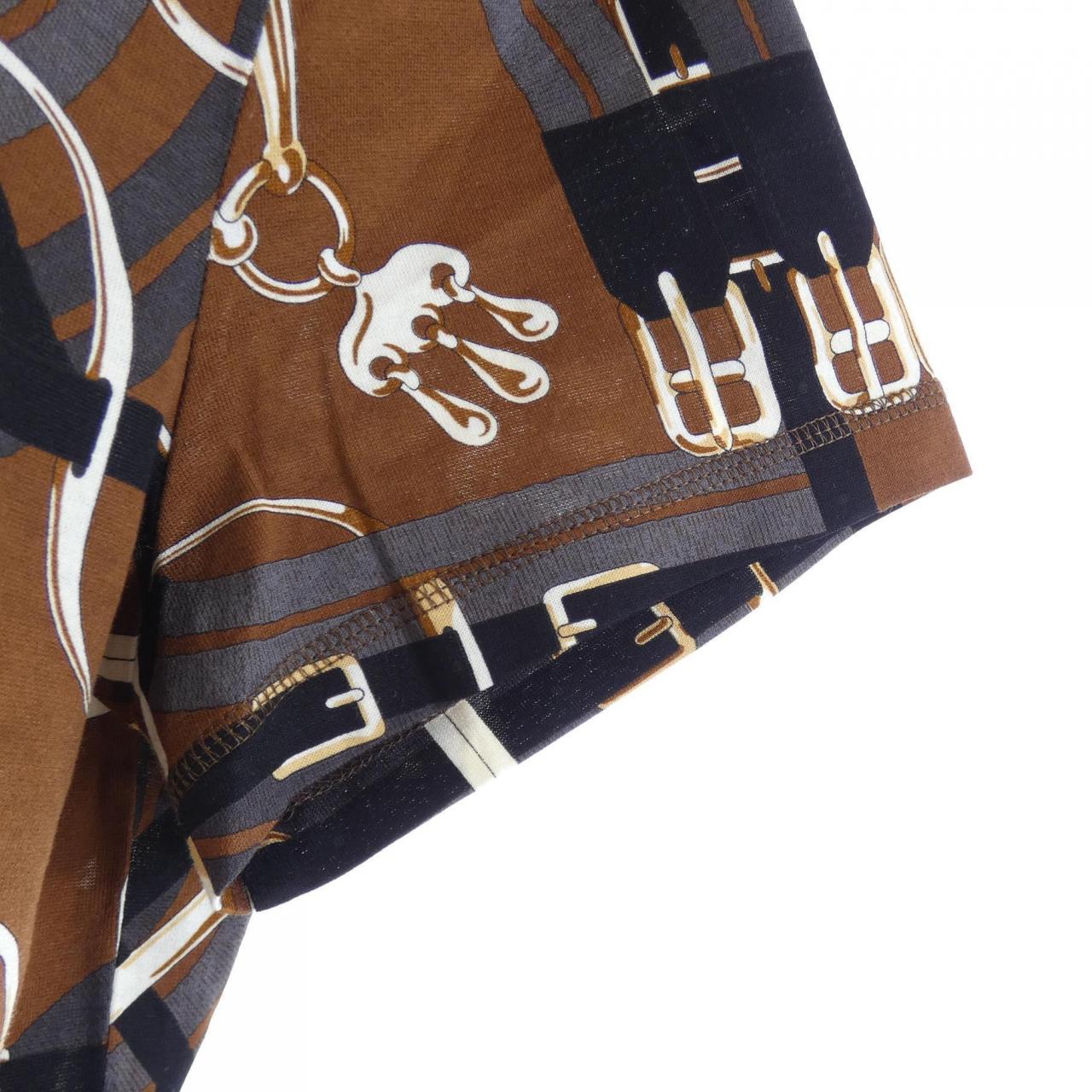 エルメス HERMES Tシャツ