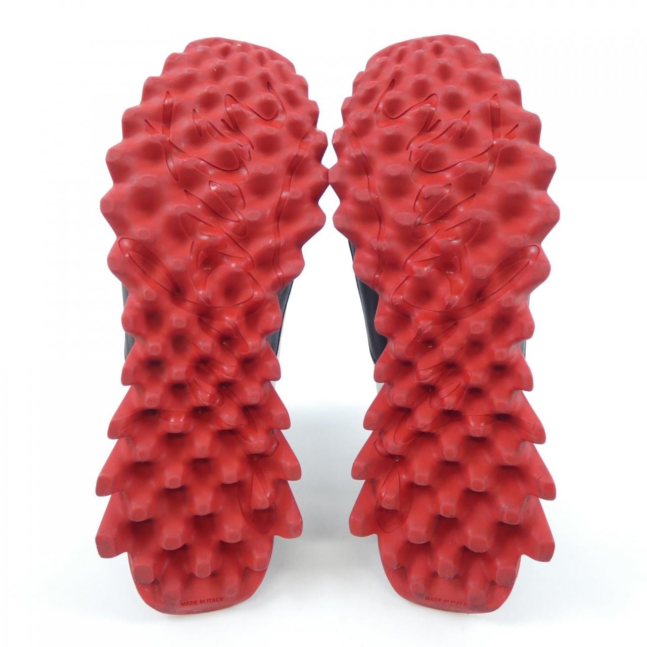 クリスチャンルブタン CHRISTIAN LOUBOUTIN スニーカー