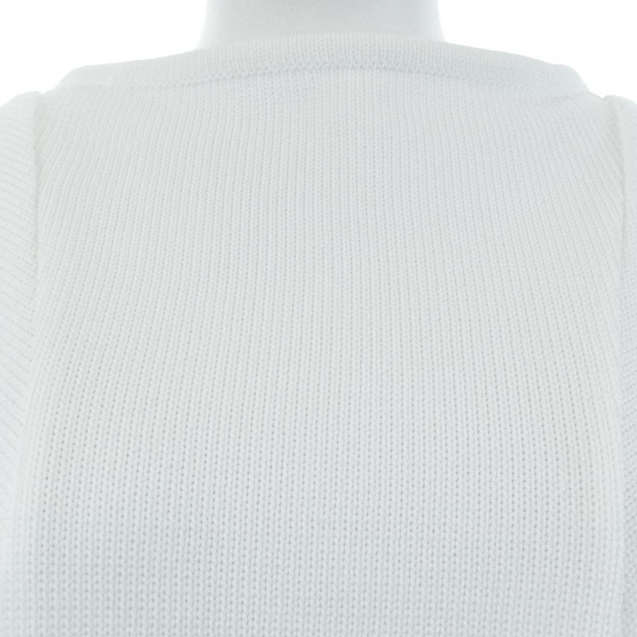 comfort embracement ニット