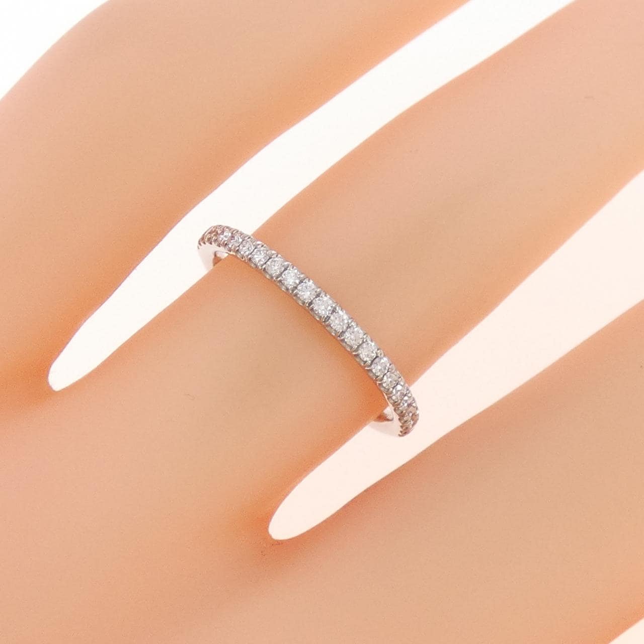 ハリーウィンストン マイクロパヴェ リング