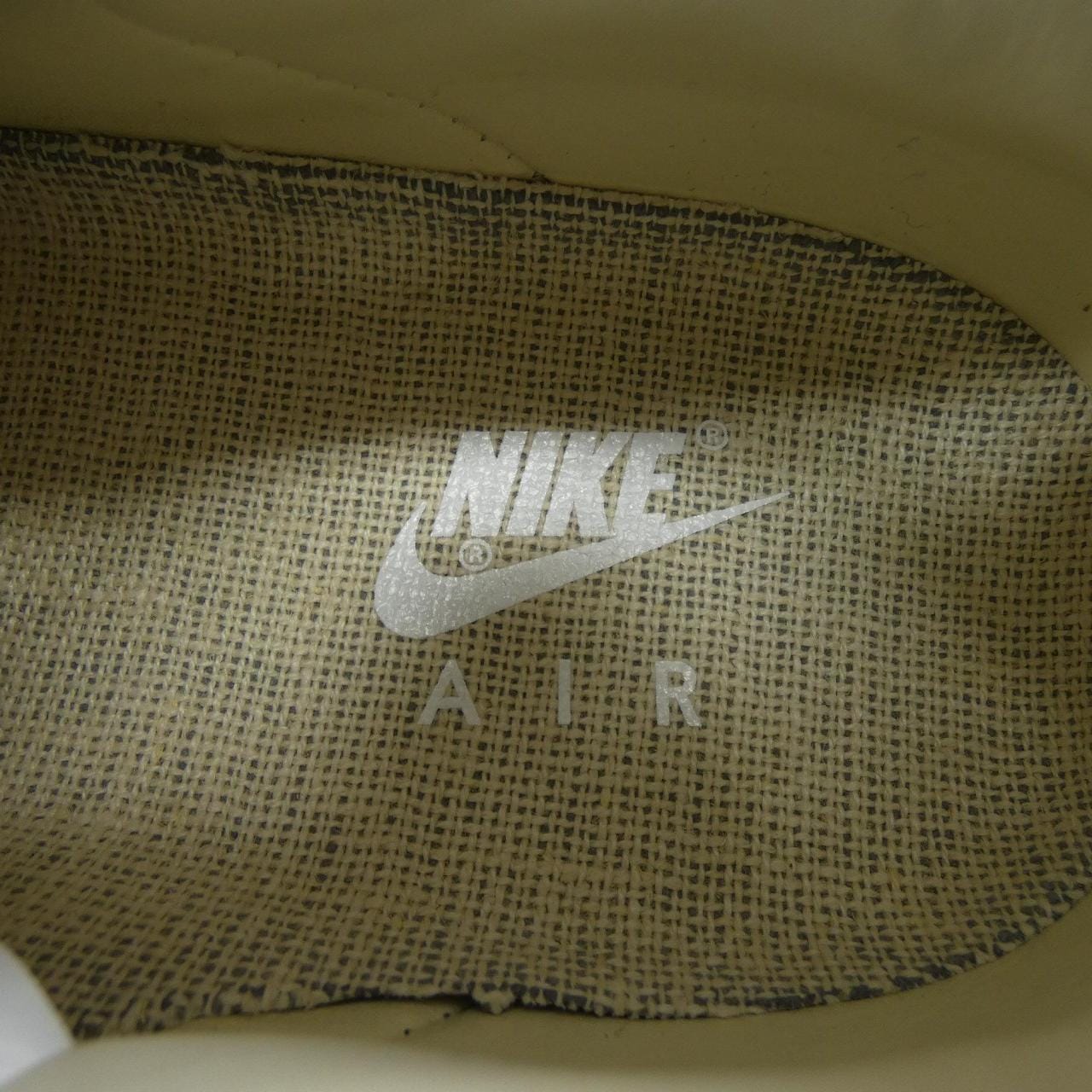 ナイキ NIKE CZ9084-200 スニーカー