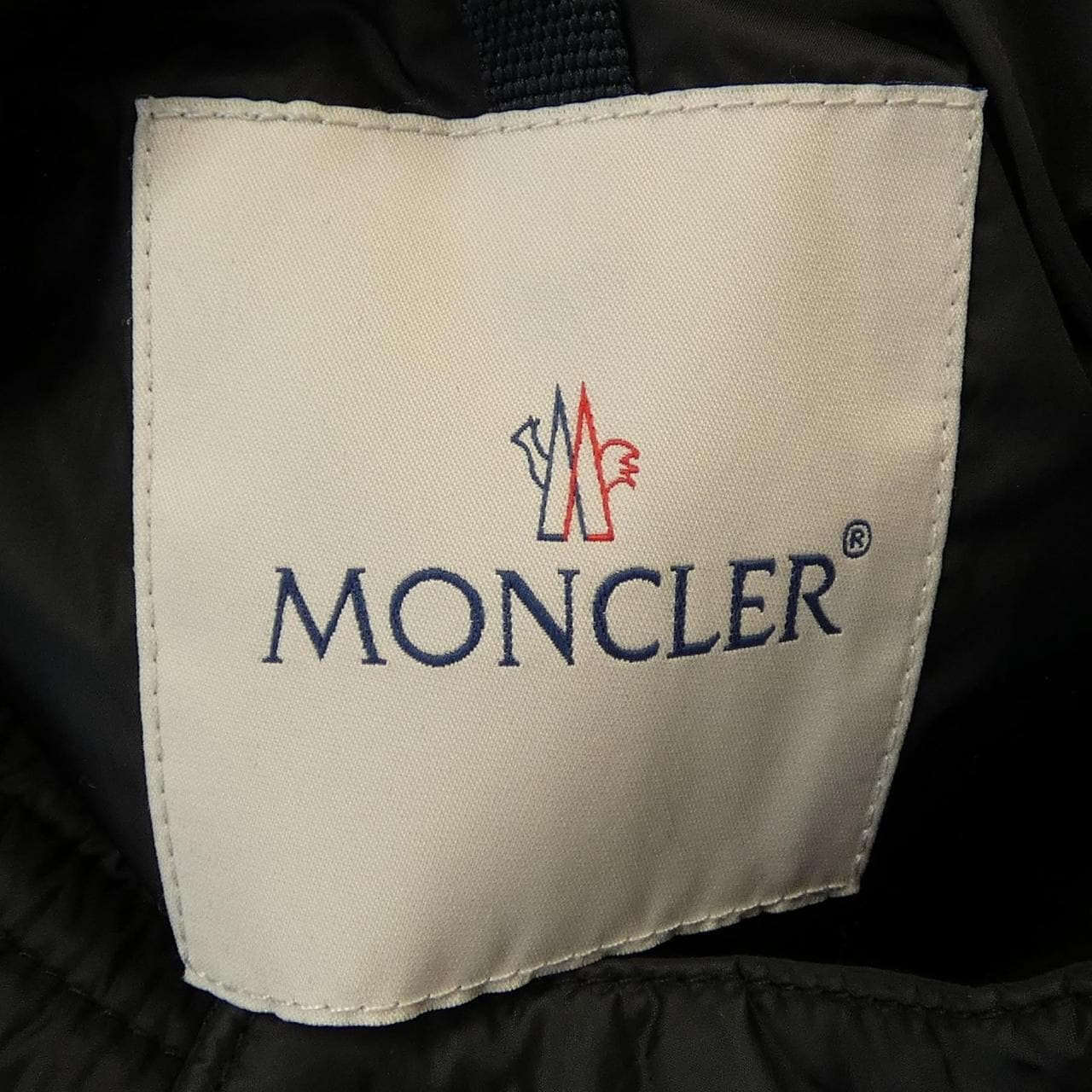 モンクレール MONCLER AUBIN ダウンジャケット