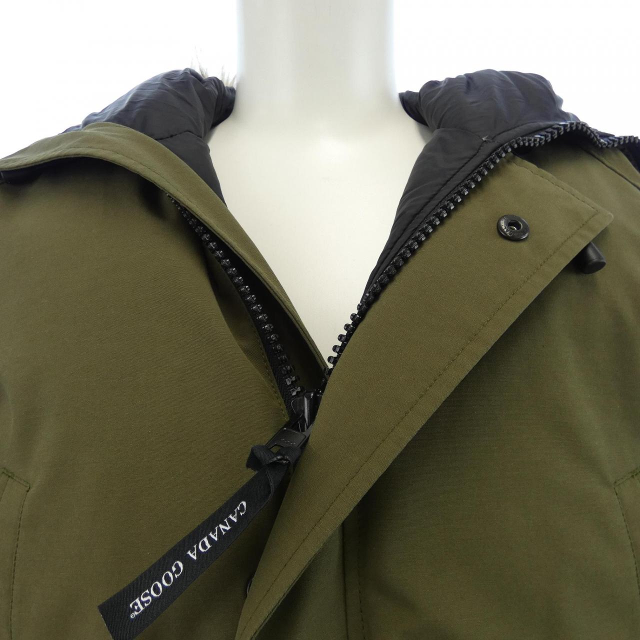 カナダグース CANADA GOOSE ダウンジャケット