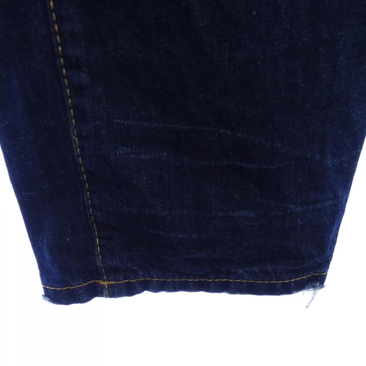 ディースクエアード DSQUARED2 S74LA0851 ジーンズ