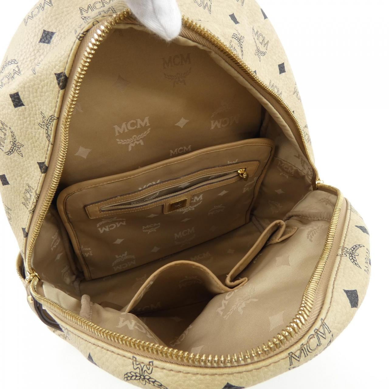 エムシーエム MCM BACKPACK