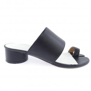 メゾンマルジェラ Maison Margiela タビ トング TABI S58WP0234 サンダル