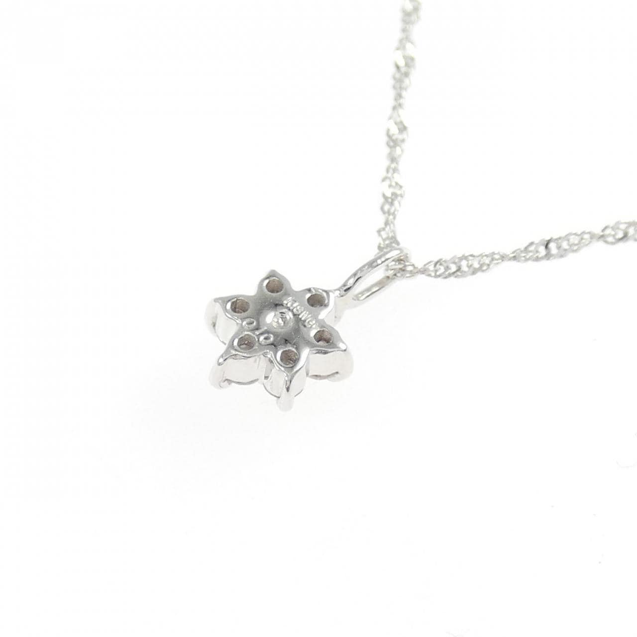 K18WG フラワー ダイヤモンド ネックレス 0.10CT