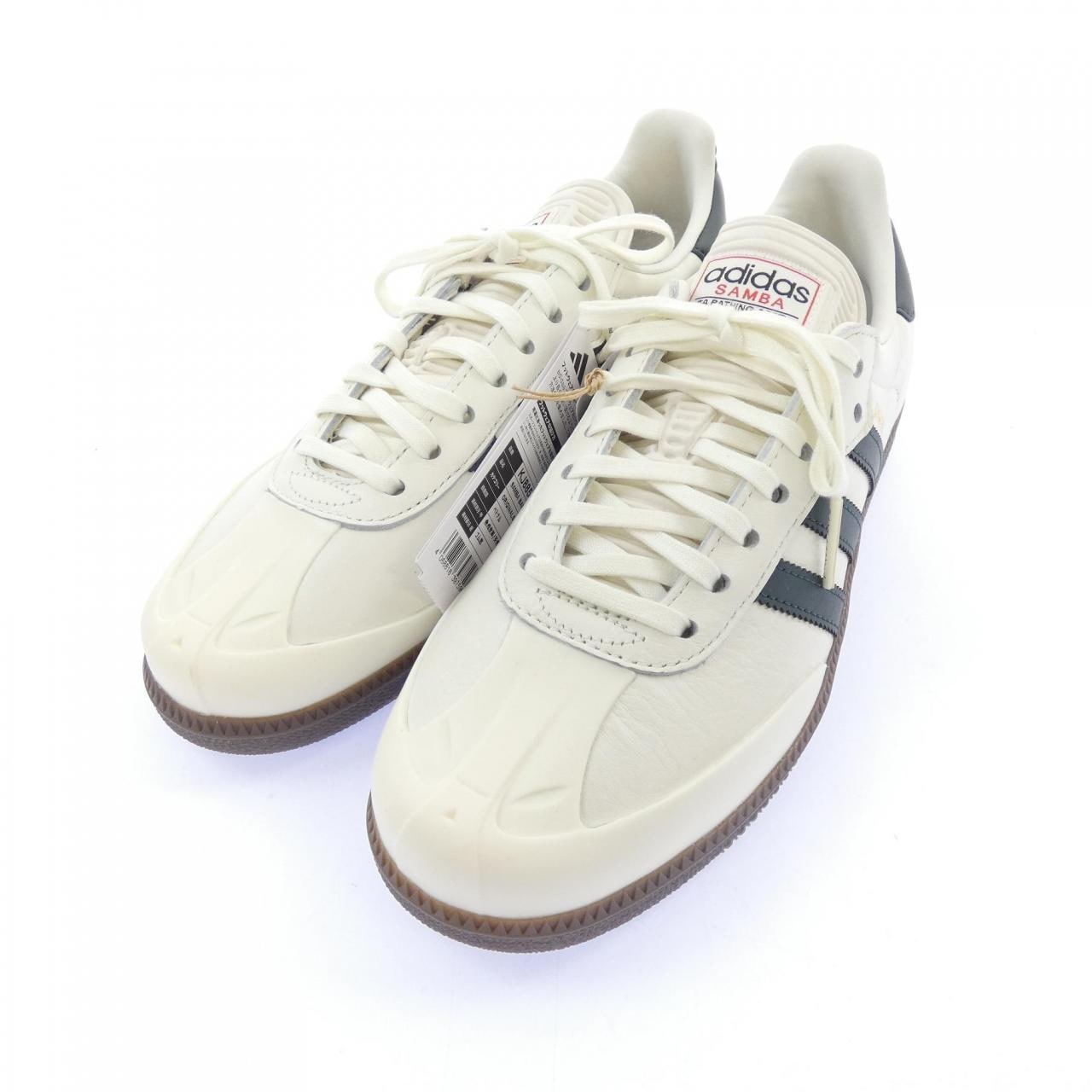 アベイシングエイプ A BATHING APE KJ8852 スニーカー