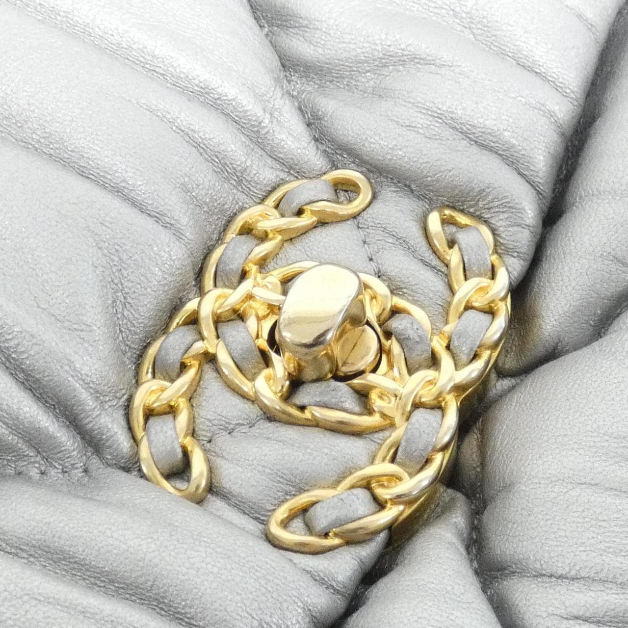 シャネル シャネル19 ライン AS1160 ショルダーバッグ