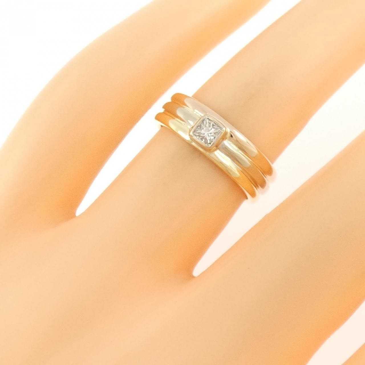 750スリーカラー ダイヤモンド リング 0.15CT