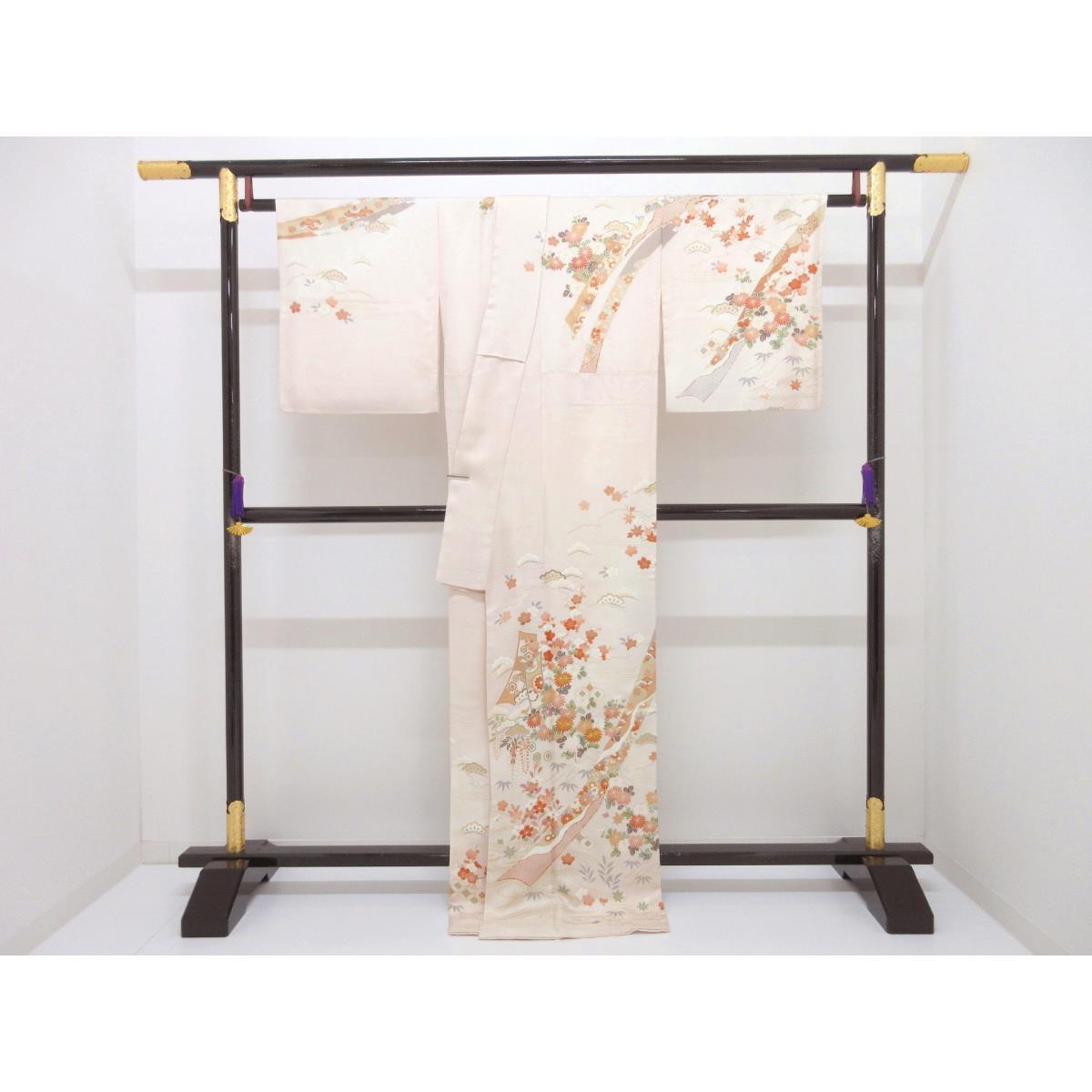 訪問着　友禅金彩加工　刺繍入り