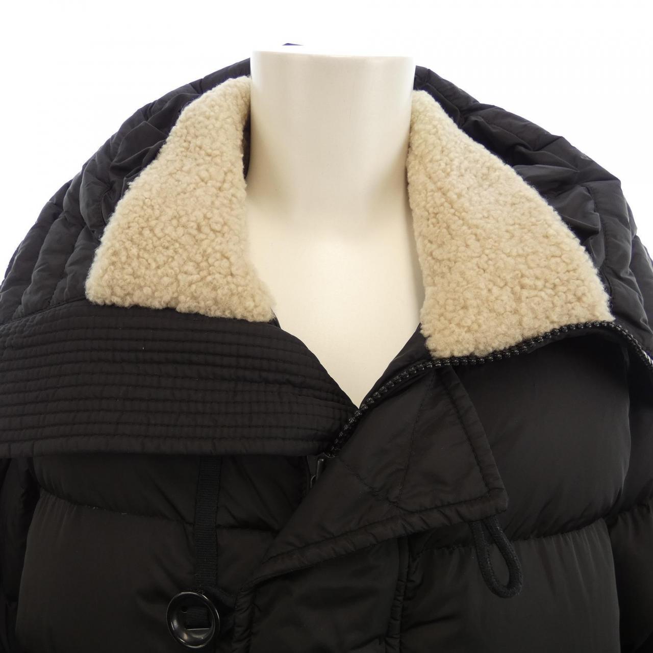MONCLER Pyrenees 羽绒服