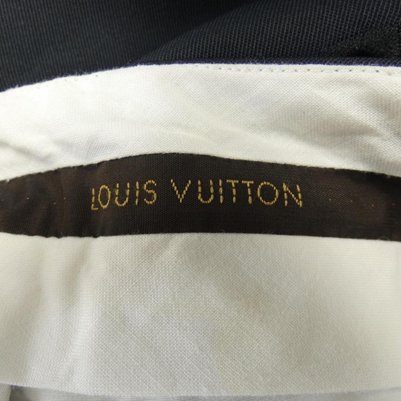 ルイヴィトン LOUIS VUITTON F1PA56P58 ショートパンツ