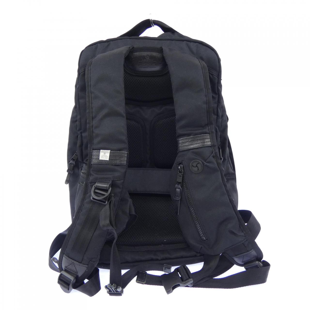 ASSOV 061404 BACKPACK