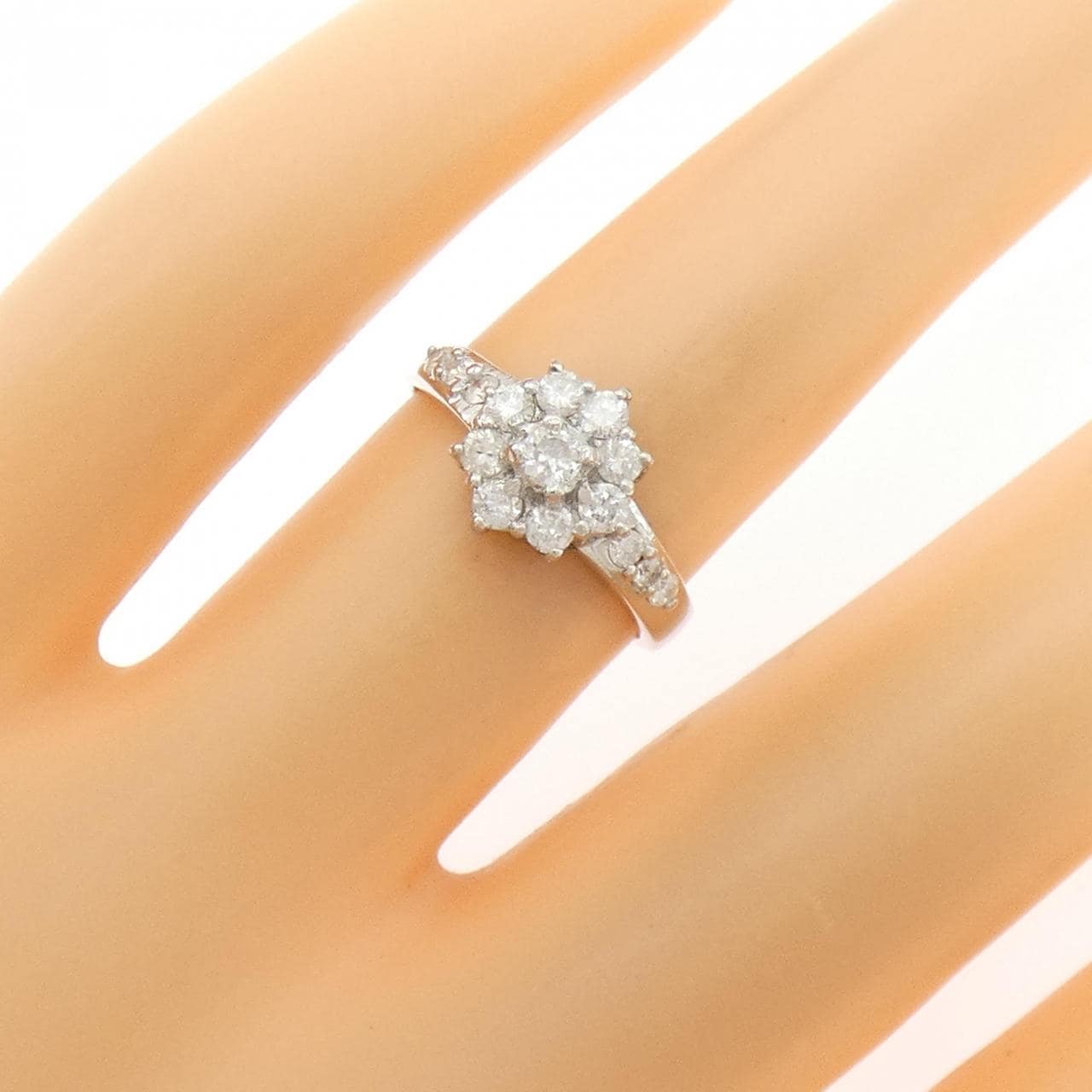 PT900 フラワー ダイヤモンド リング 0.50CT