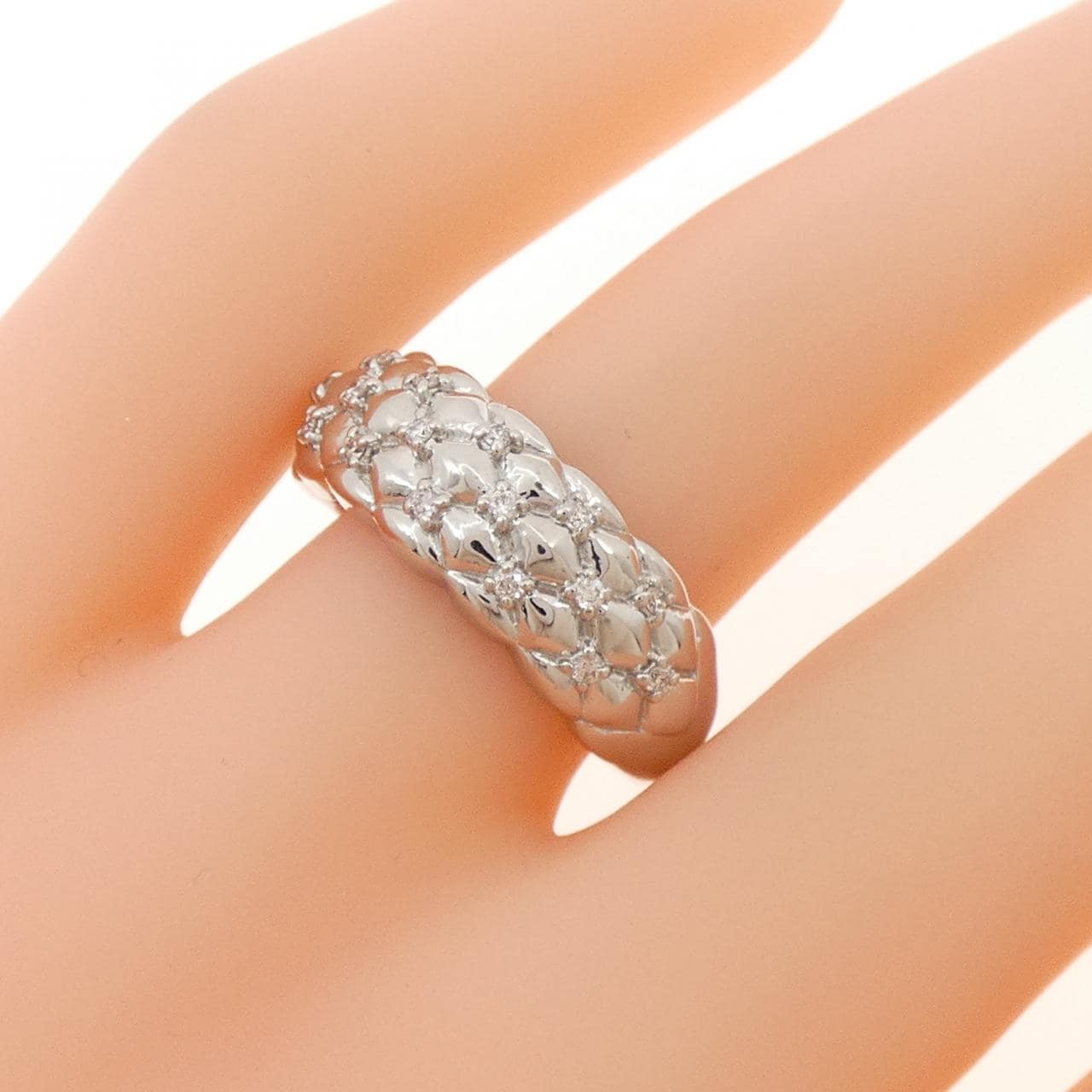 ジーエスティービー ダイヤモンド リング 0.10CT