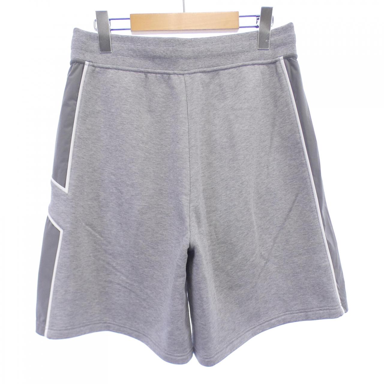 エルメス HERMES ショートパンツ