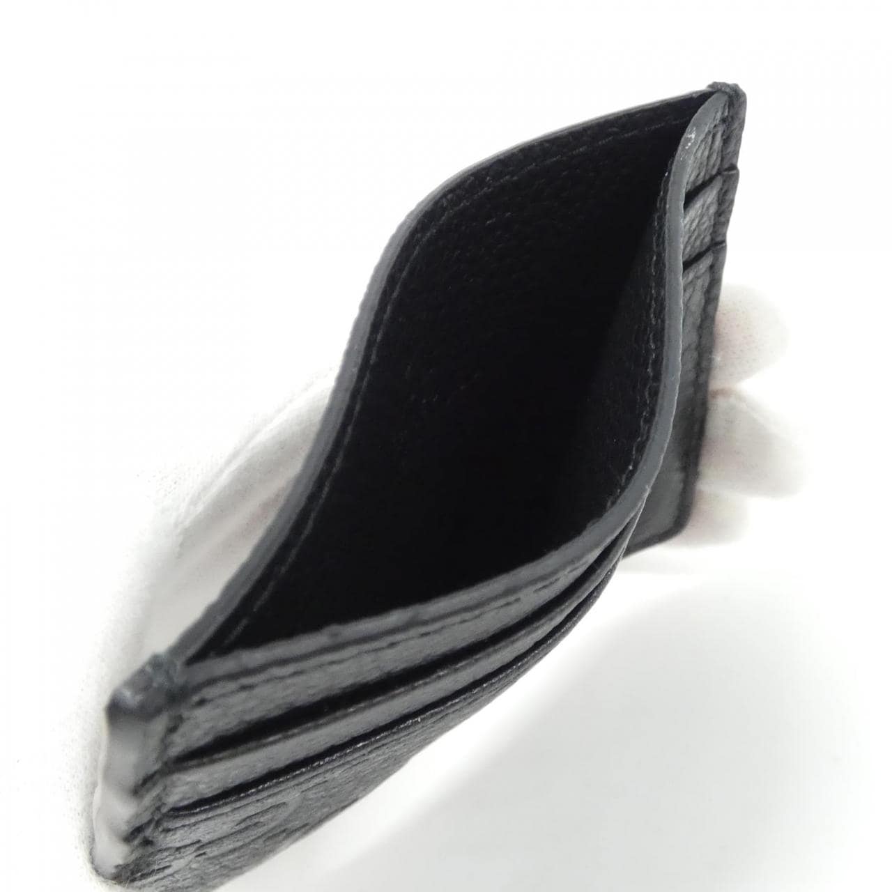 グッチ GG EMBLEM 815883 AAEEM カードケース