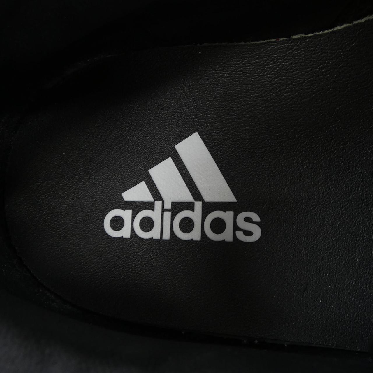 アディダス ADIDAS JQ4775 スニーカー