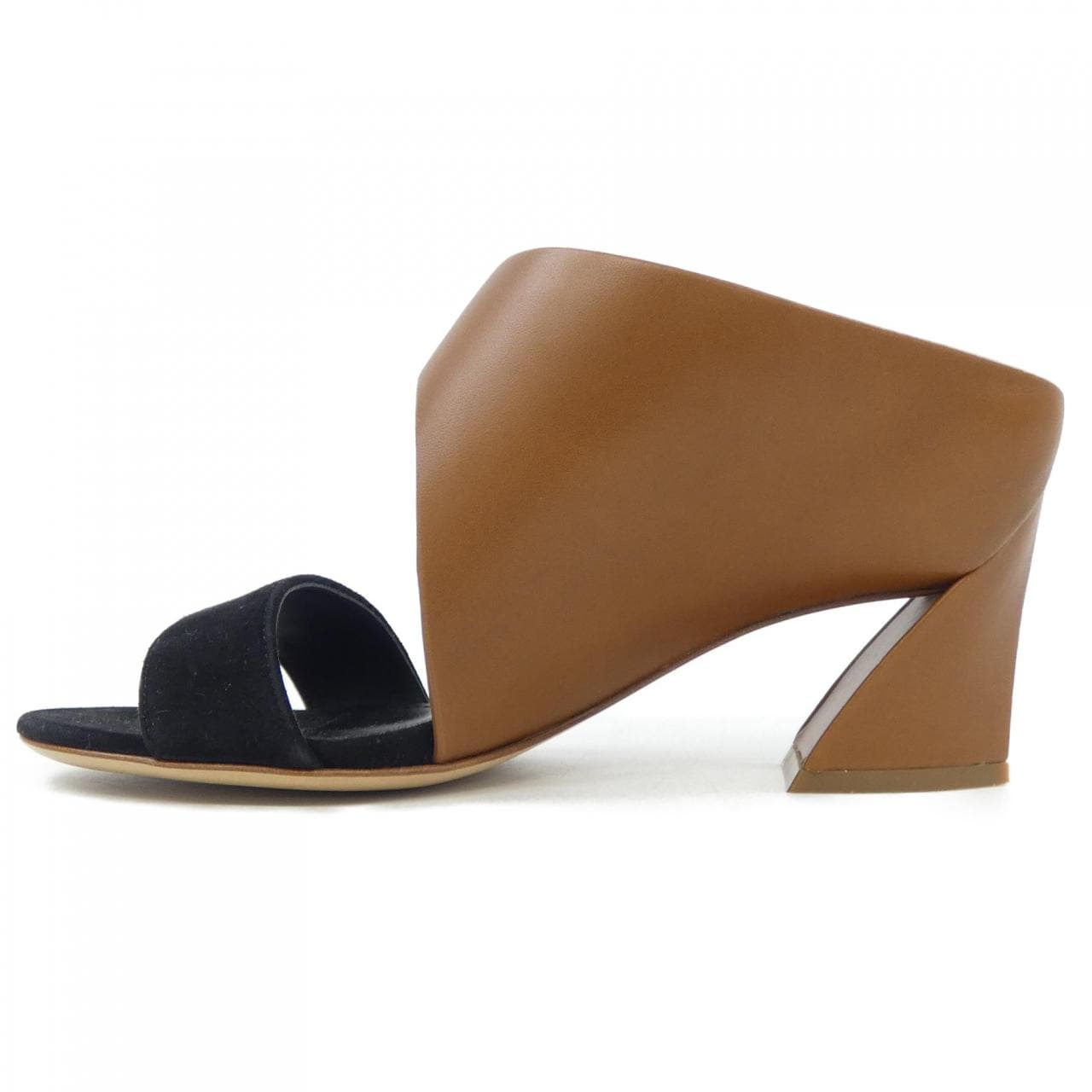 サルヴァトーレフェラガモ SALVATORE FERRAGAMO サンダル