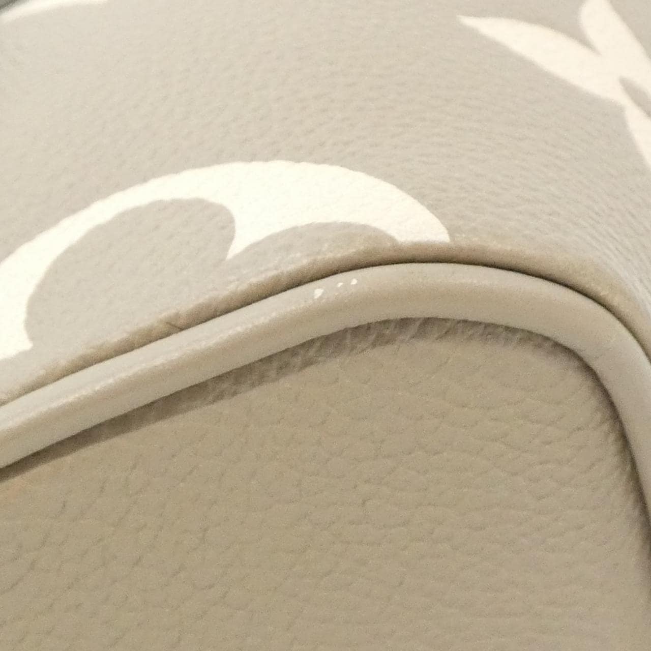 ルイヴィトン バイカラー モノグラム アンプラント オール イン BB M13045 ショルダーバッグ