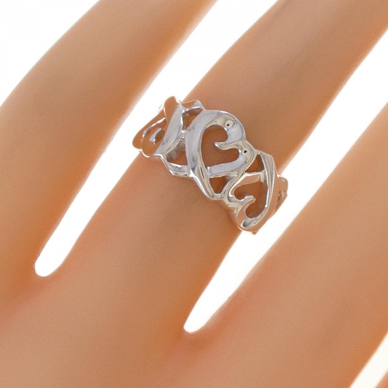 ティファニー トリプルラビングハート リング