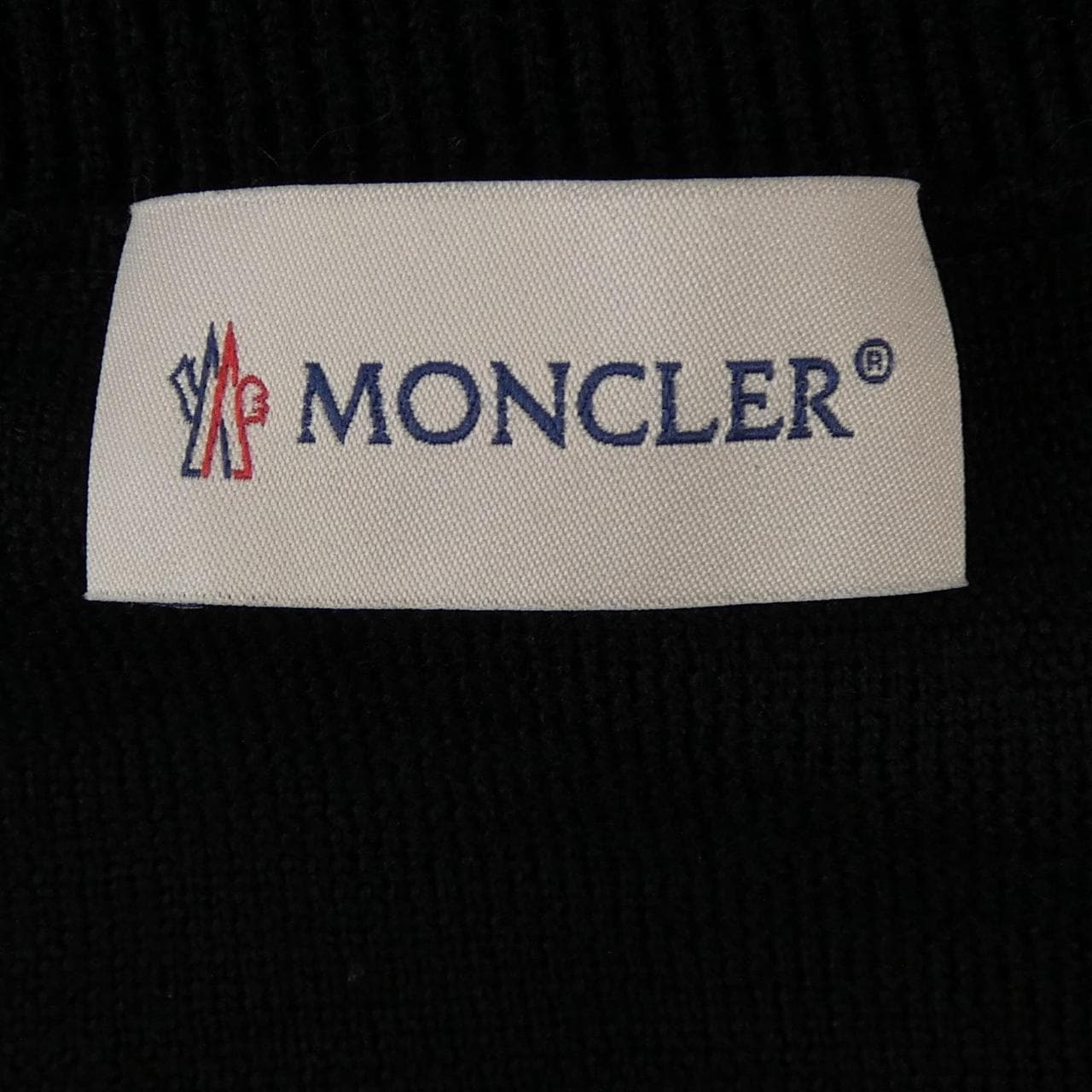 【新品】モンクレール MONCLER 20939B51000 A9018 ダウンジャケット