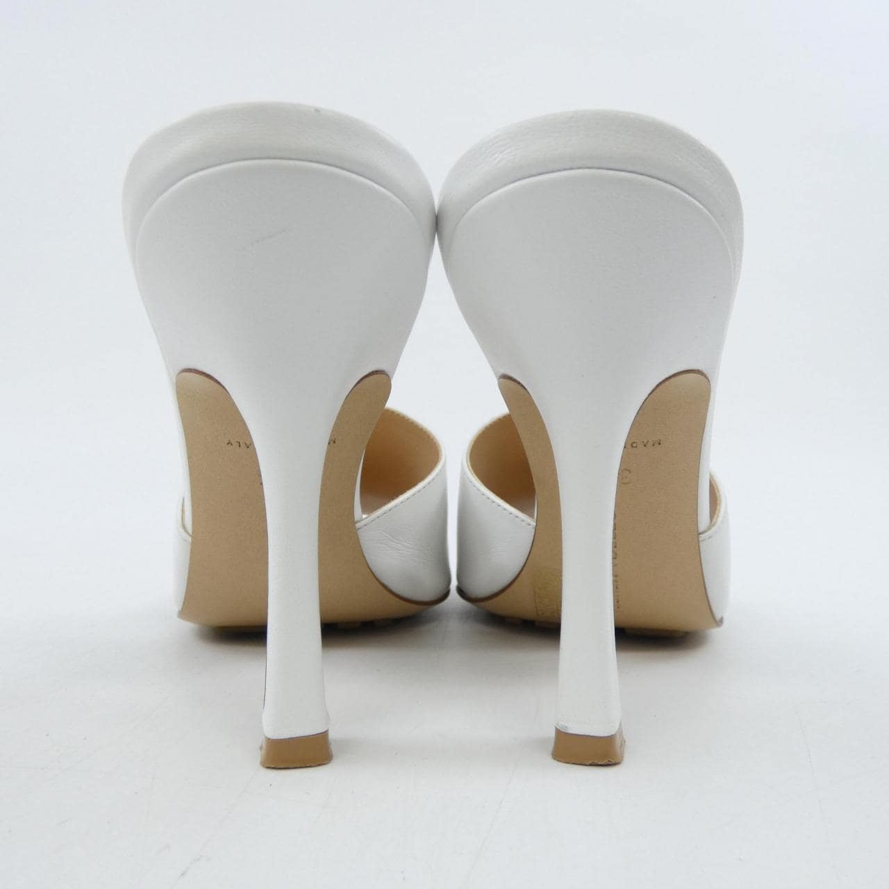 ボッテガヴェネタ BOTTEGA VENETA サンダル