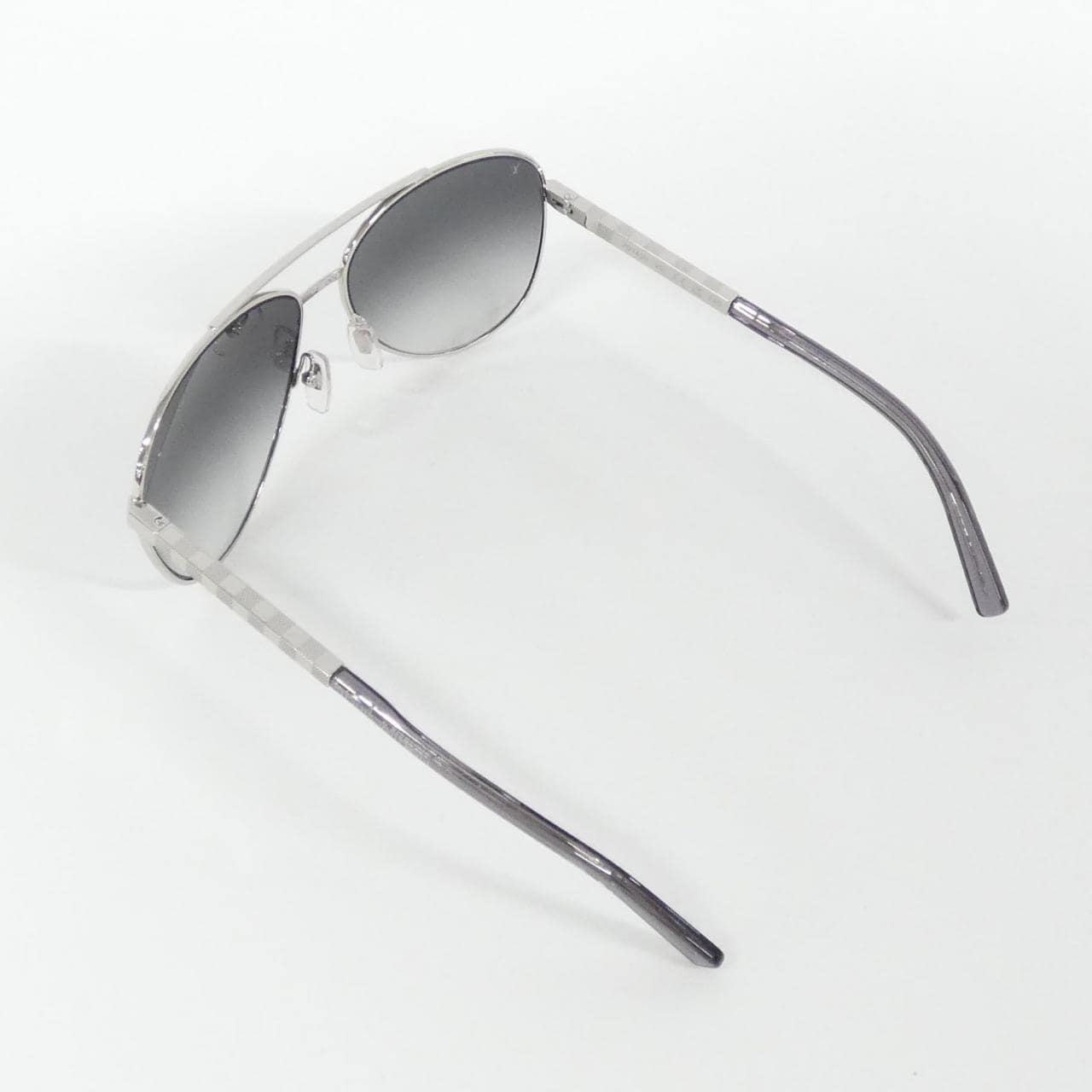 ルイヴィトン アティテュード パイロット Z0340U サングラス