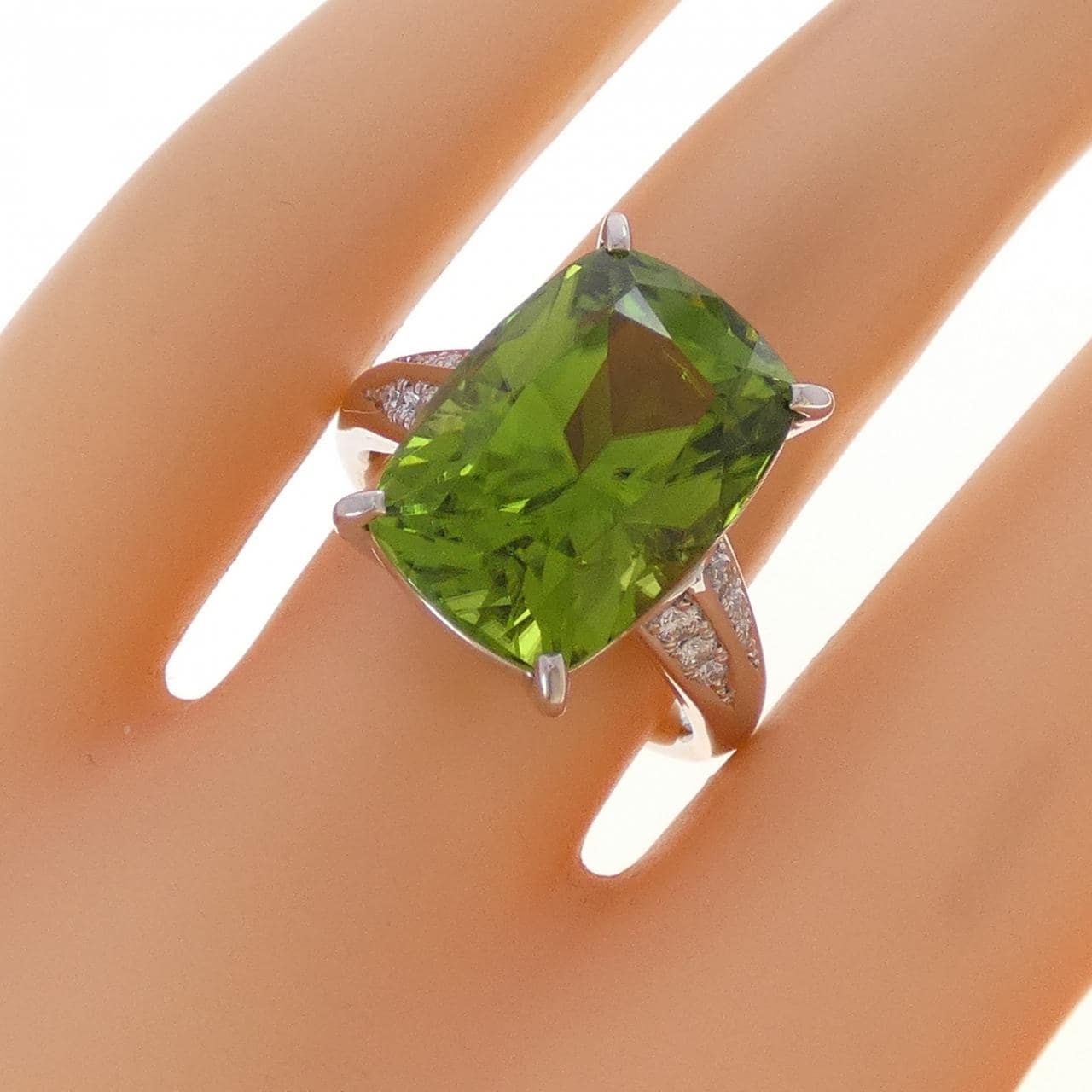 PT900 ペリドット リング 11.91CT