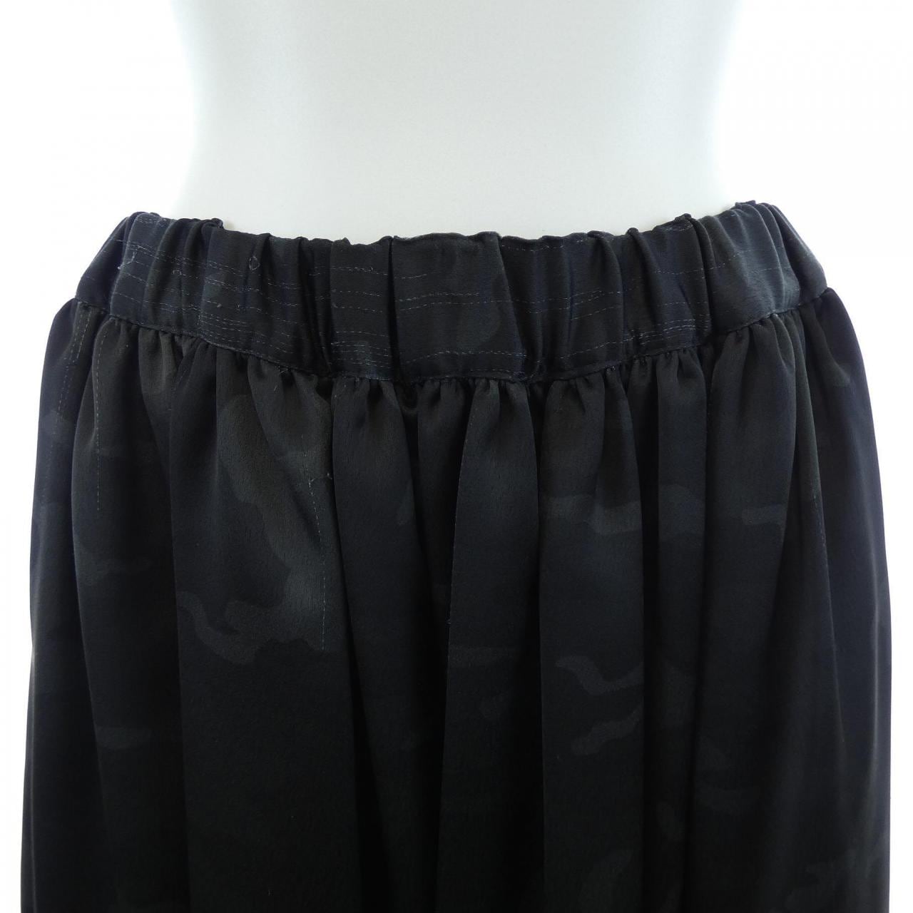 ブラックコムデギャルソン BLACK COMME des GARCONS 1B-S002 スカート