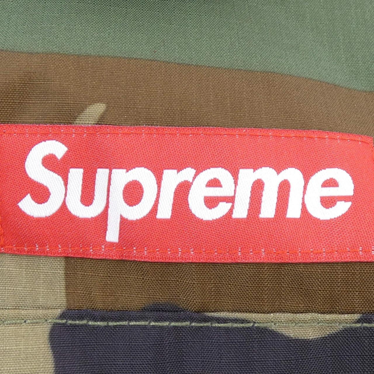 シュプリーム SUPREME WOODLAND CAMO BACKPACK