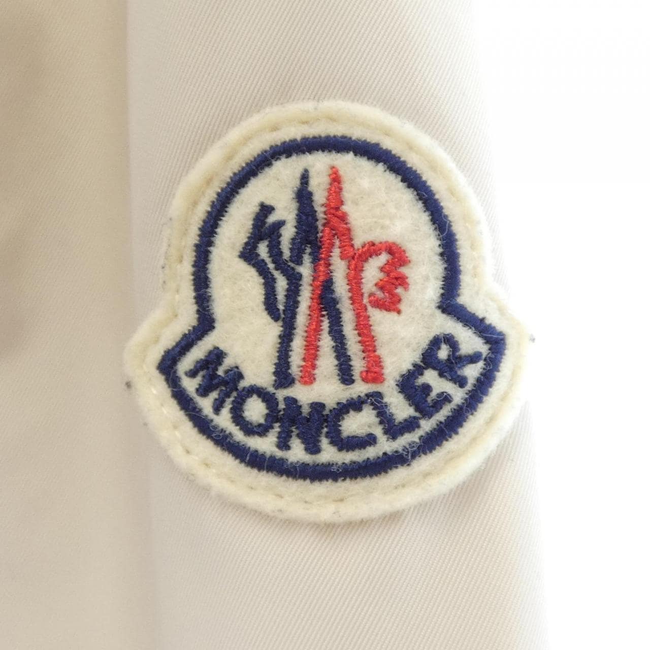 モンクレール MONCLER HENDAYE ダウンジャケット