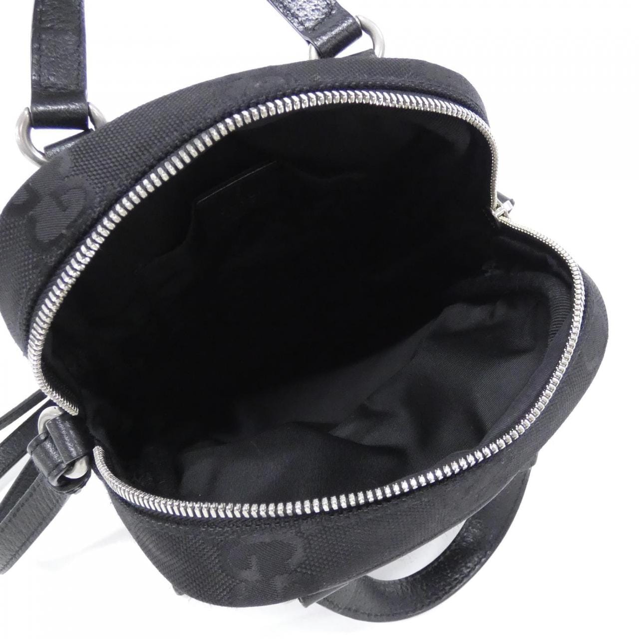 グッチ GUCCI OFF THE GRID 625850 H9HAN ショルダーバッグ