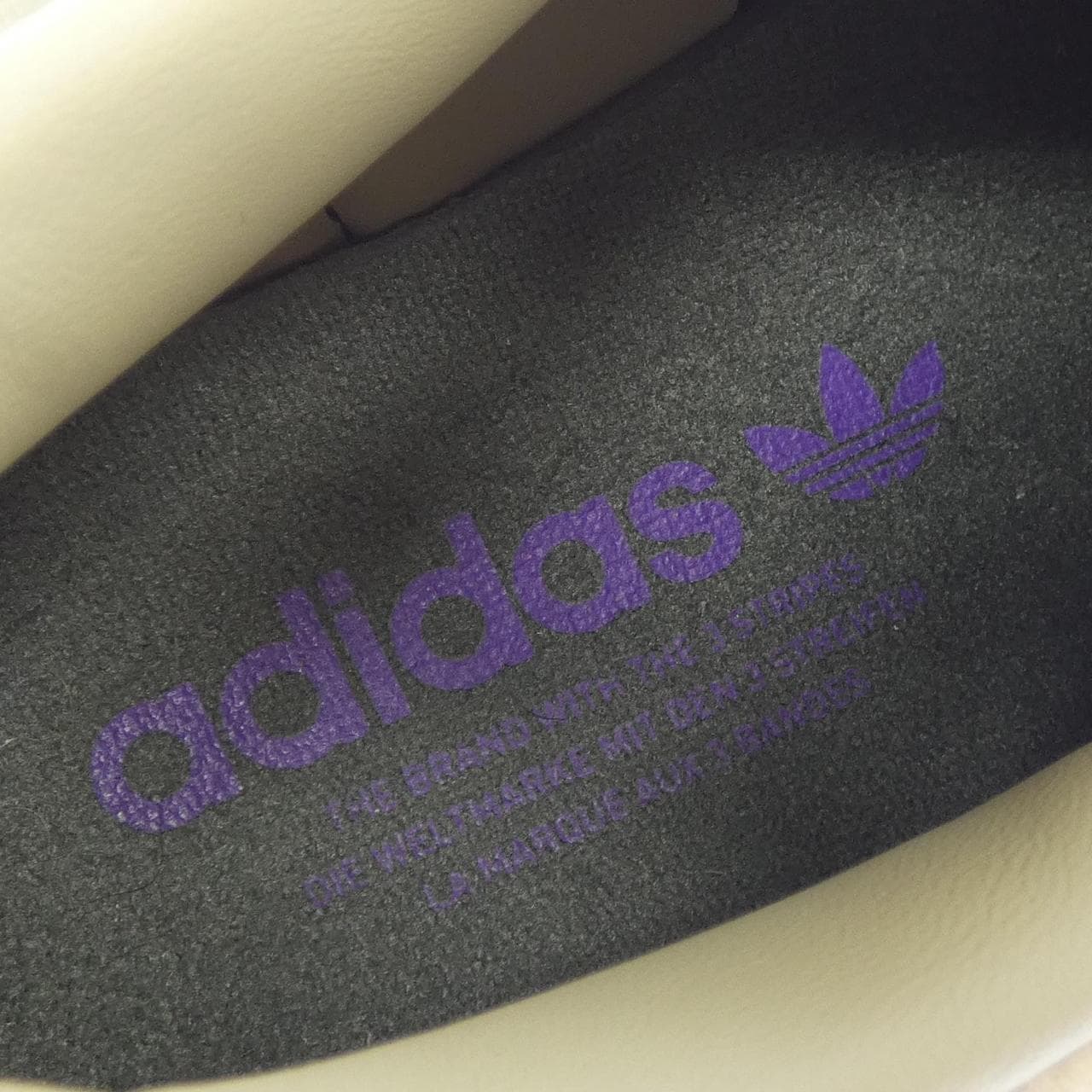 アディダス ADIDAS GX1360 スニーカー