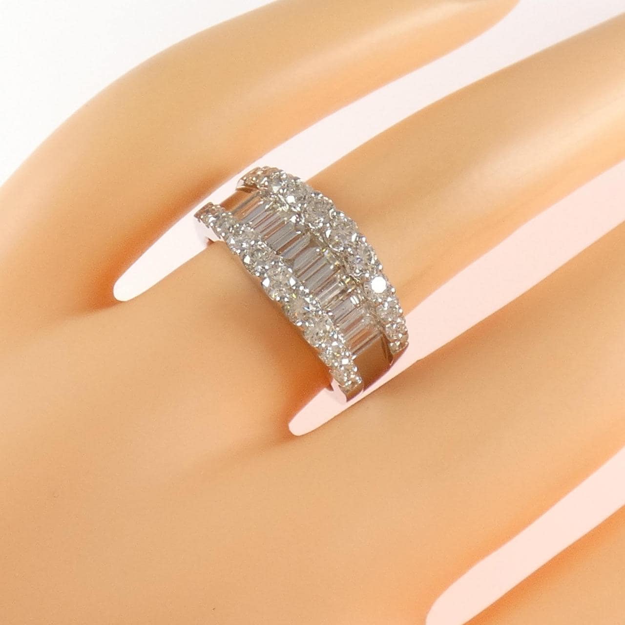 PT900 ダイヤモンド リング 1.64CT