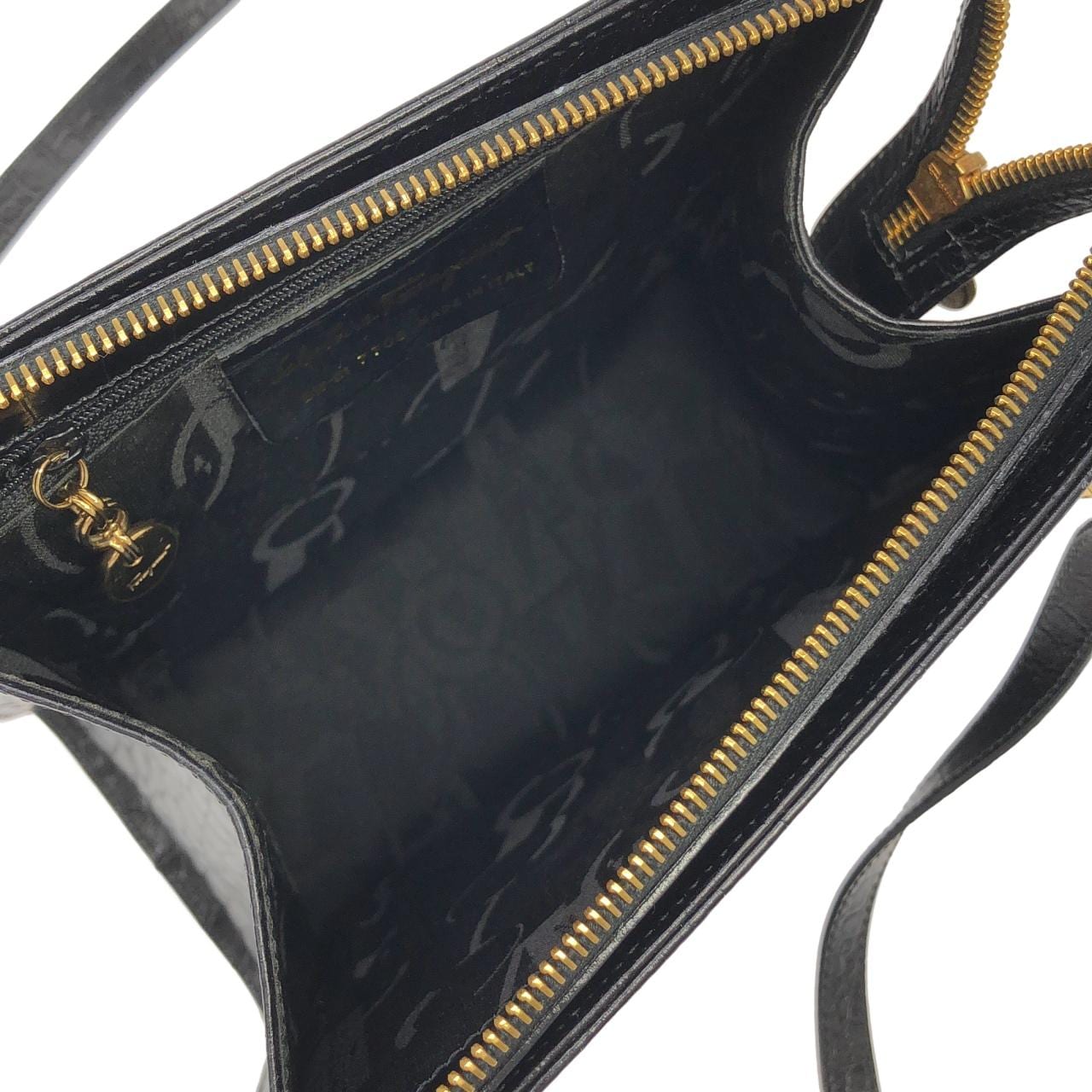 【ヴィンテージ】サルヴァトーレフェラガモ 21 7708 ショルダーバッグ