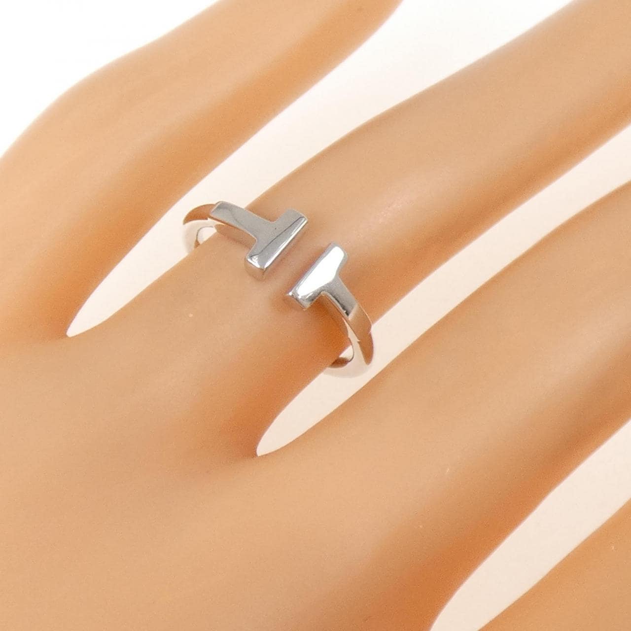 ティファニー Tワイヤー リング