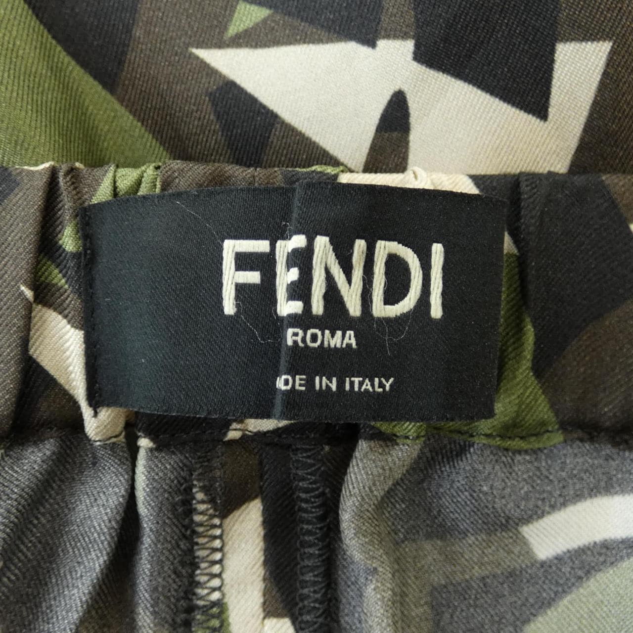 FENDI褲子