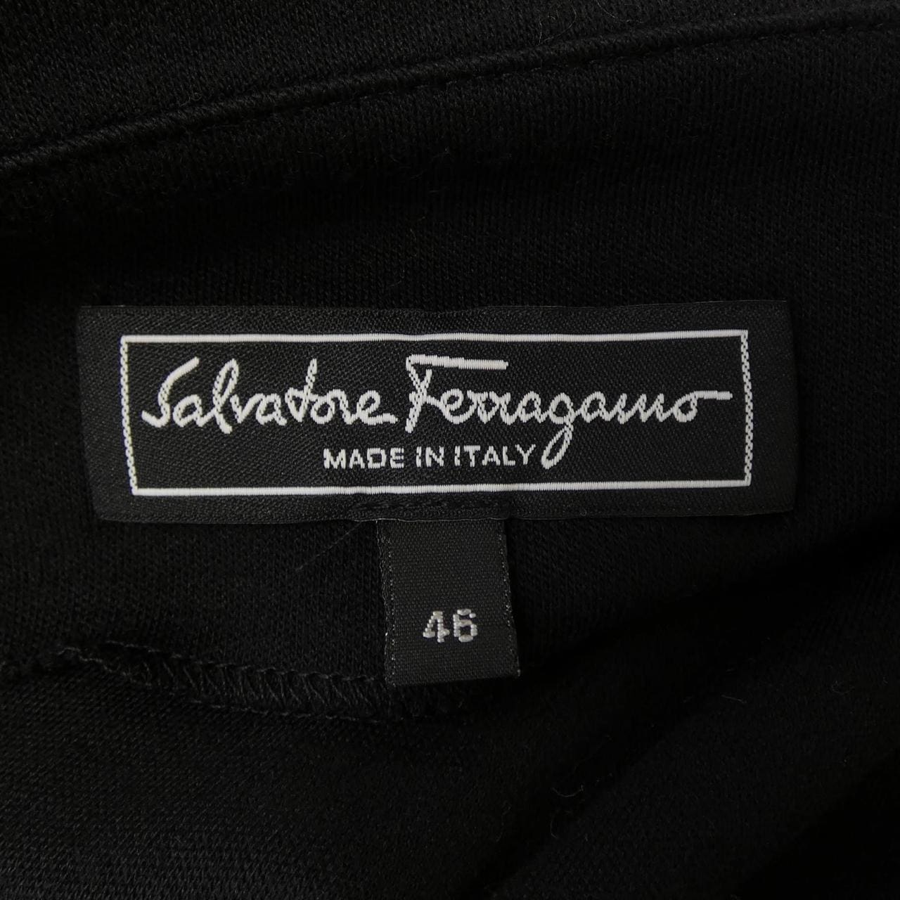 サルヴァトーレフェラガモ SALVATORE FERRAGAMO ワンピース