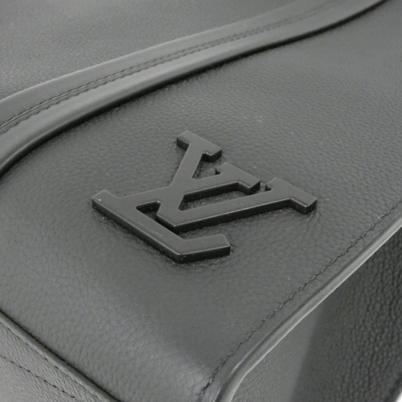 LOUIS VUITTON LV Aerogram Takeoff包 M57308 包