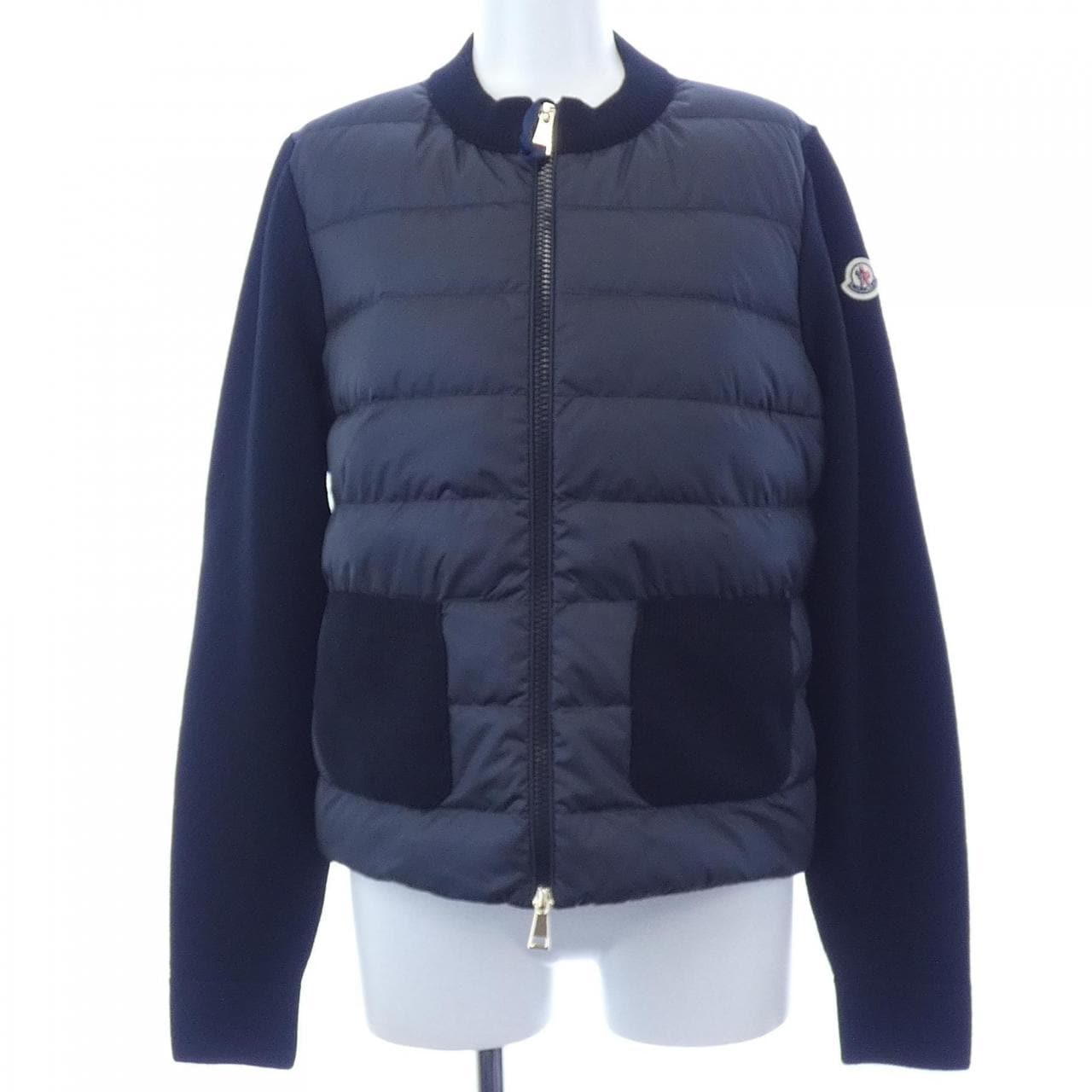 【新品】モンクレール MONCLER K20939B00036 ダウンジャケット