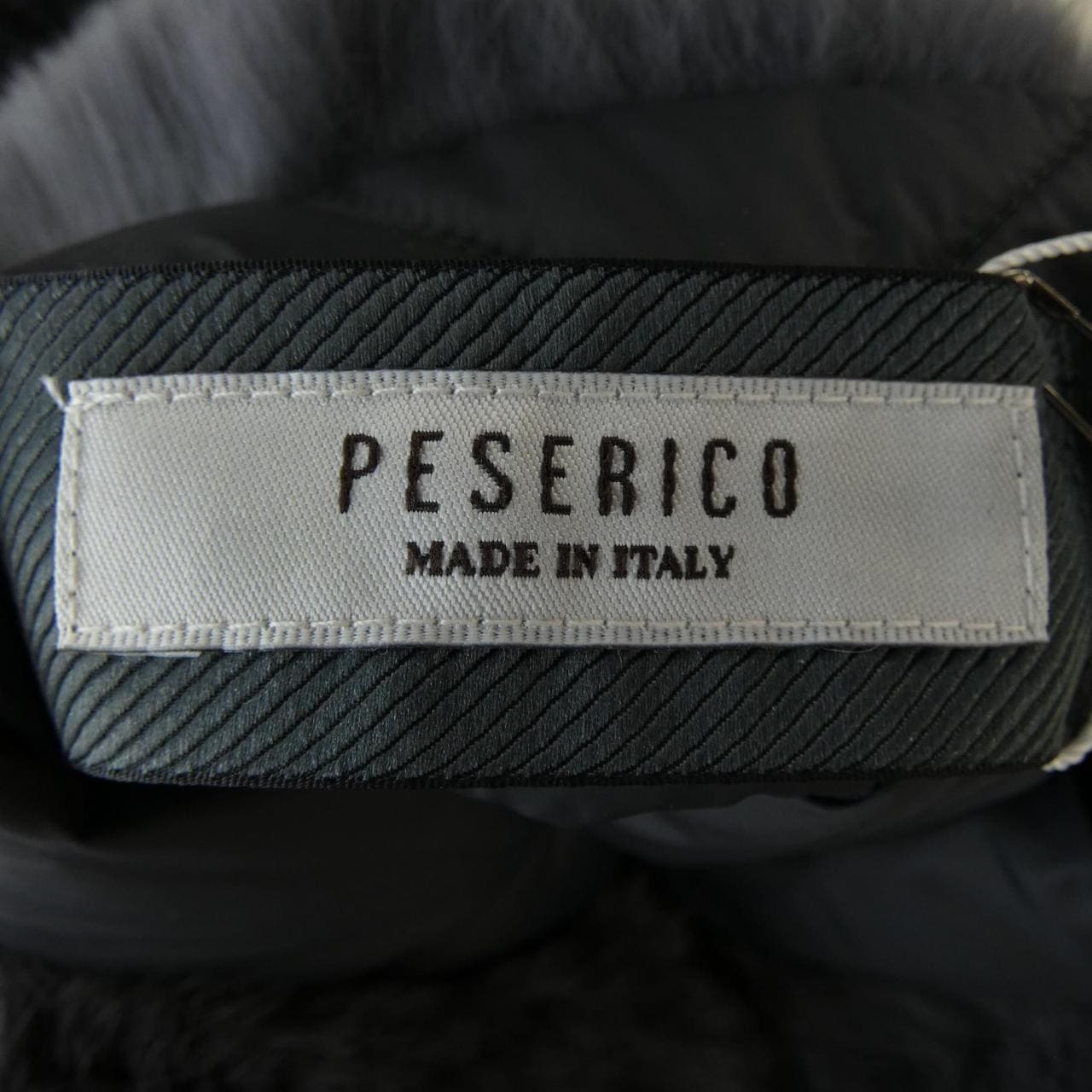 ペセリコ PESERICO LB1215302 ベスト